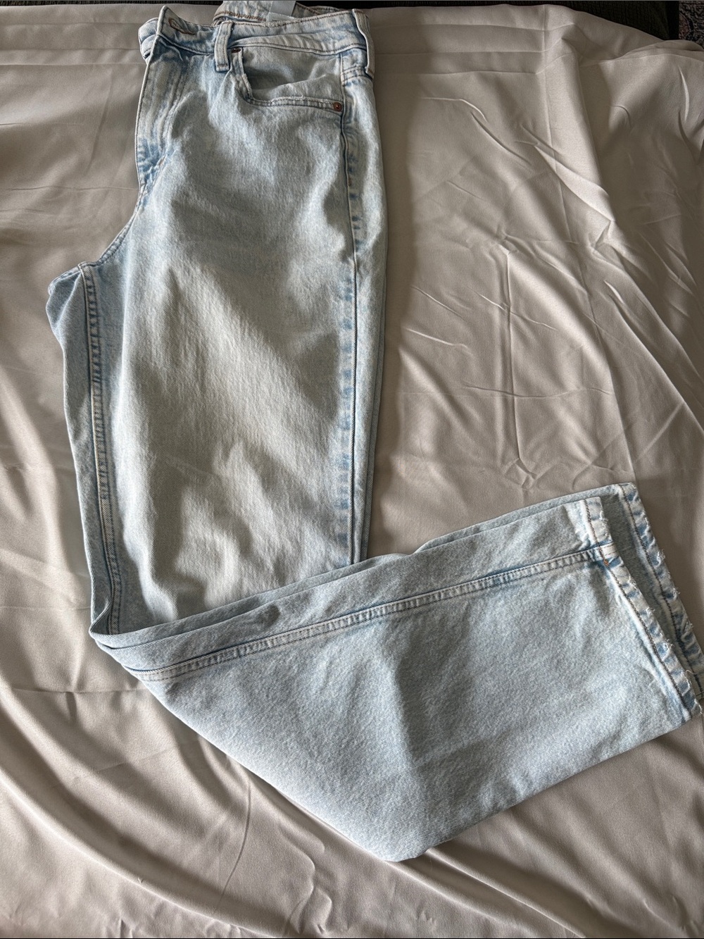 H&M curvy fit- highwaist vintage straight